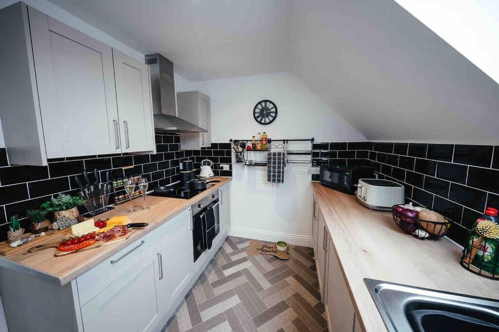 Boho Loft In Somerset - Private Parking Radstock Zewnętrze zdjęcie