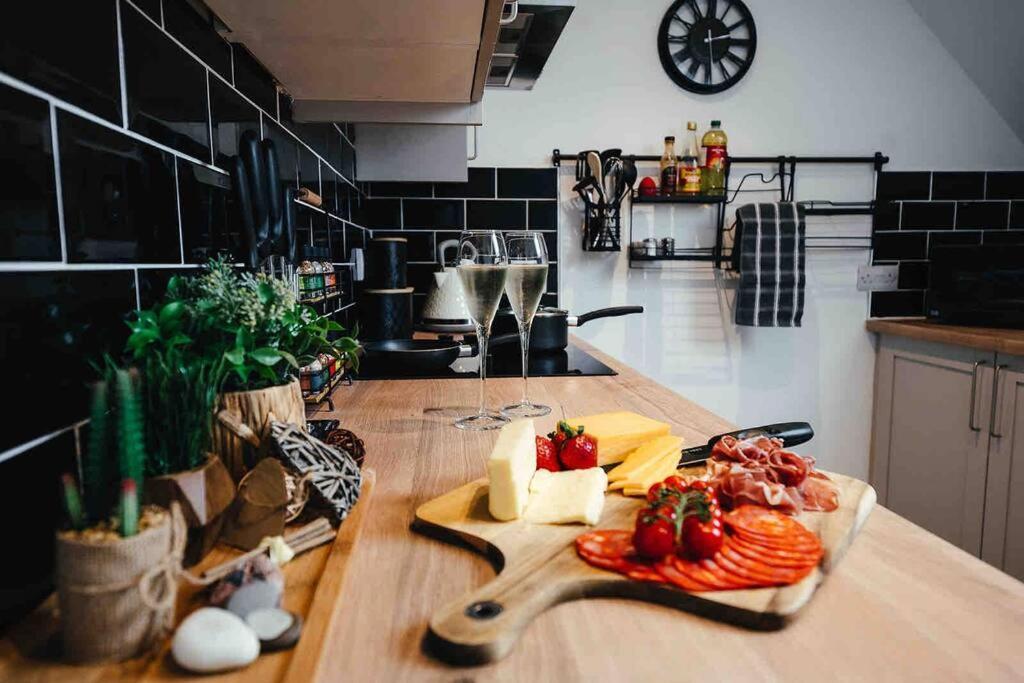 Boho Loft In Somerset - Private Parking Radstock Zewnętrze zdjęcie